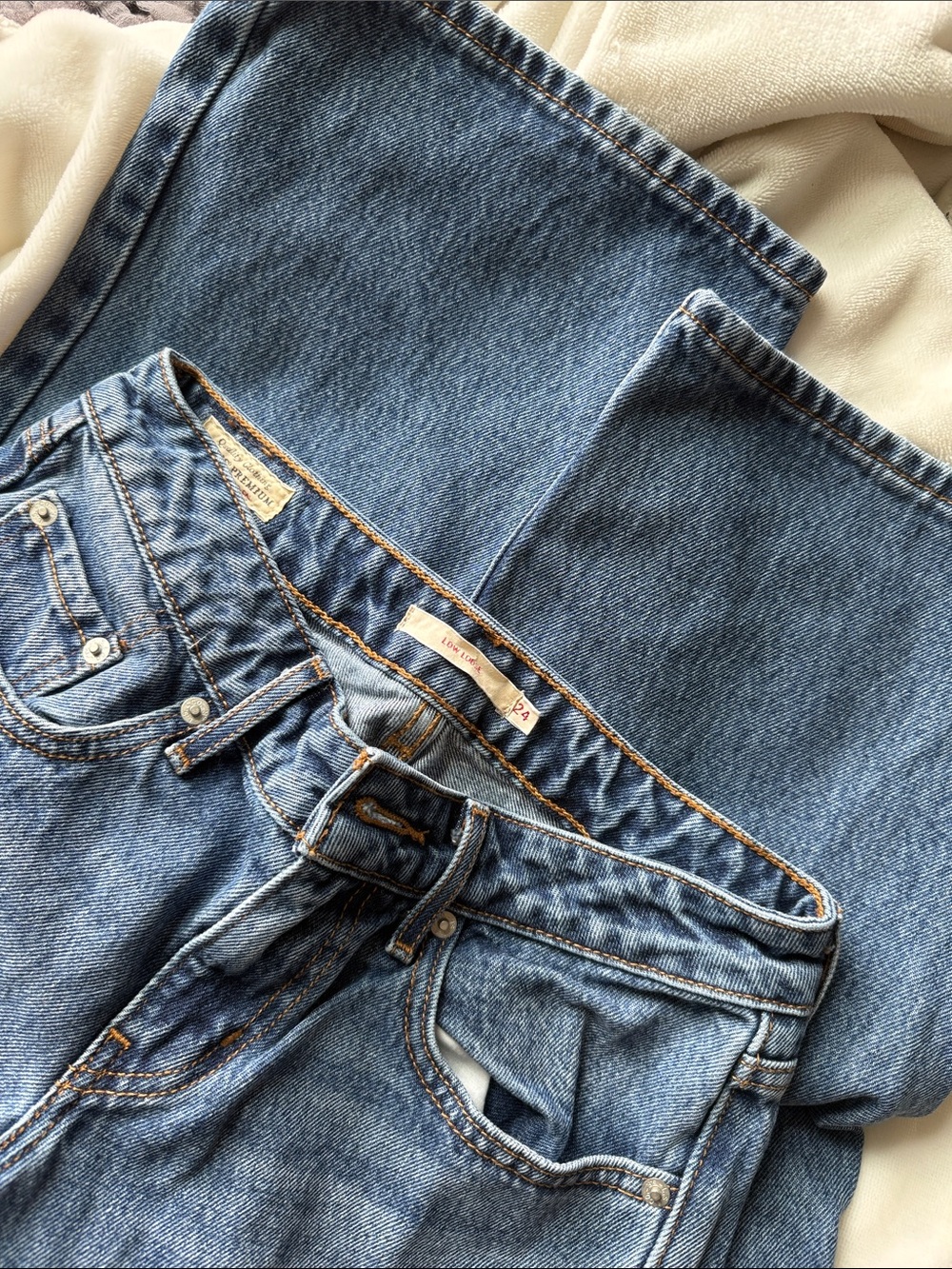 Levi's Medium Blue Low Loose Jeans